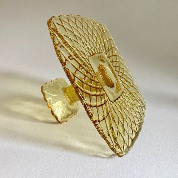 Vintage LE Smith Yellow Depression Glass Pedestal Cake Stand | Rare | 9.5" - Picture 3 of 14